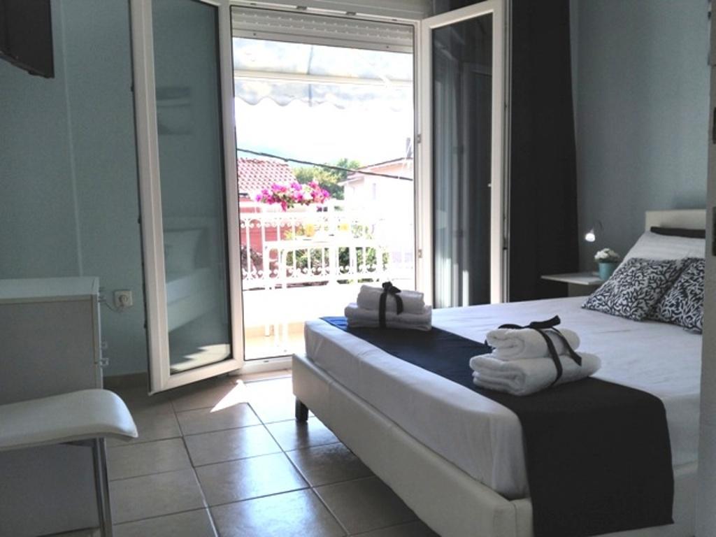 Stratis Summertime Apartment لايميناس المظهر الخارجي الصورة